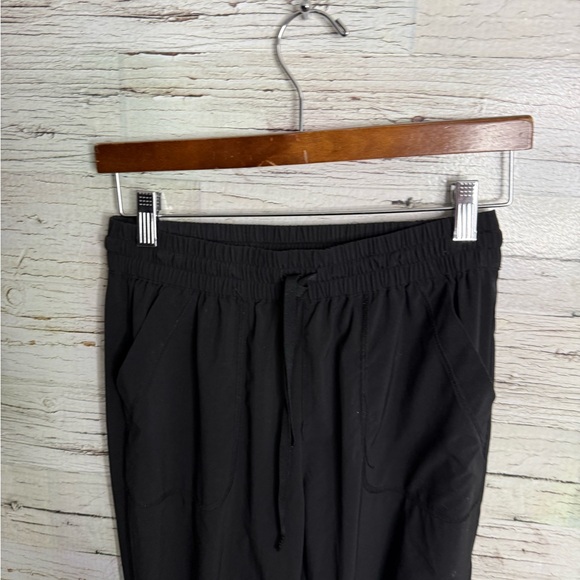 Aritzia TNA - Speed Jogger small black pants - Picture 3 of 7